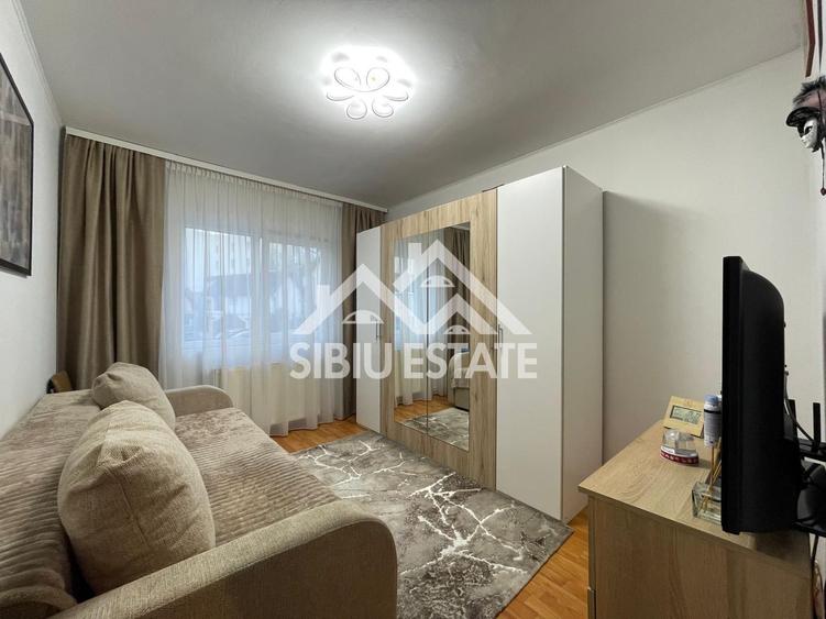 Apartament decomandat cu 3 camere 65mp utili, Turnisor