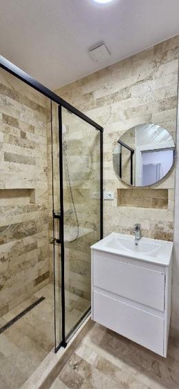 Apartament central 2 camere, 2 bai, garaj, comision 0%