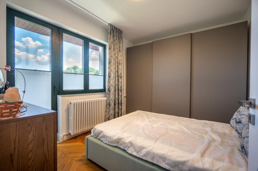 Apartament central, 4 camere, 146 mp, langa UMF si Casa de Cultura a Studentilor