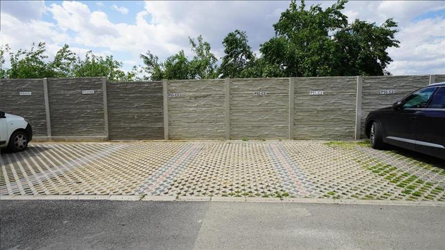 Spatiu comercial | Complex rezidential nou | Nufarul | 15 parcari incluse