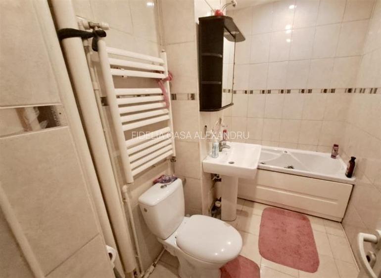 Apartament 3 camere  de vanzare  Gara, - 7