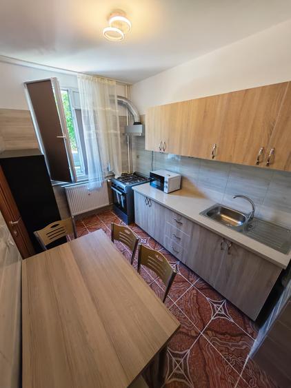 Apartament 3 camere dec, renovat complet – Bd. Brâncoveanu