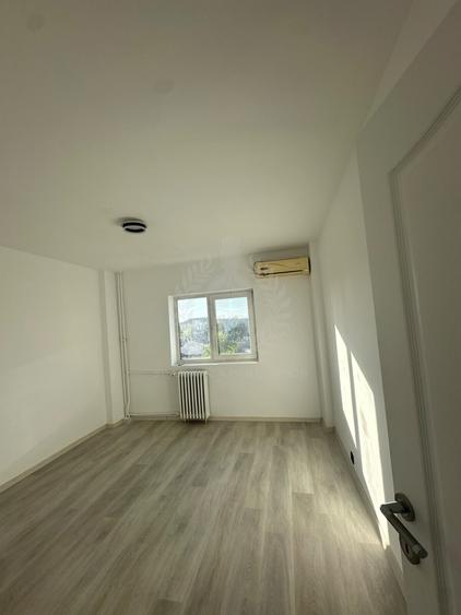 APARTAMENT 4 CAMERE // ZONA ENACHITA VACARESCU// 84 MP UTILI