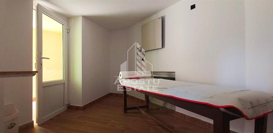 Spatiu comercial 67 mp central