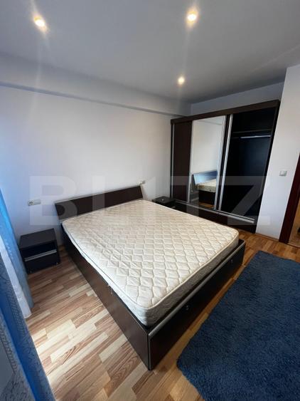Apartament cu 3 camere, loc de parcare, zona Centura