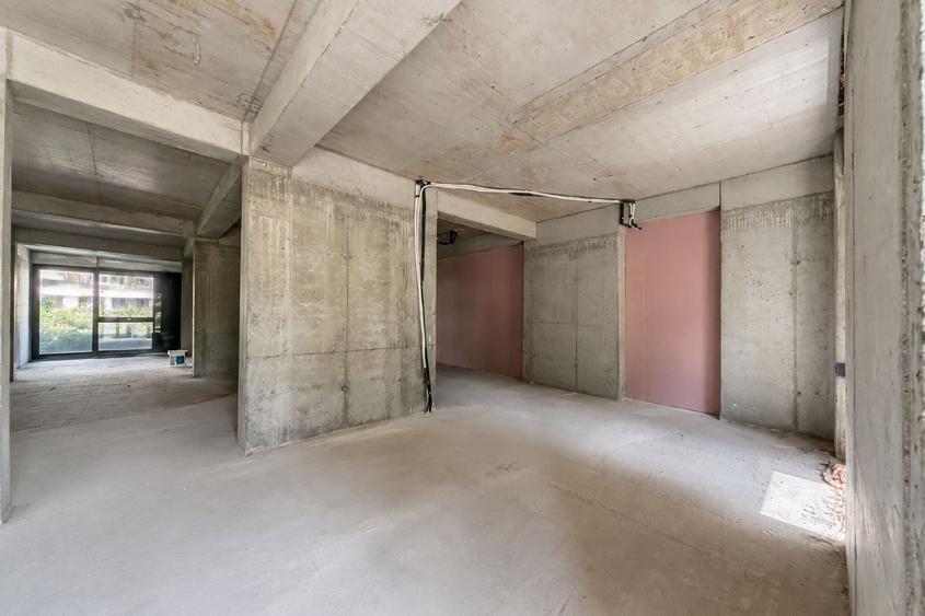 Spatiu comercial pentru inchiriat | Cortina North | 180mp
