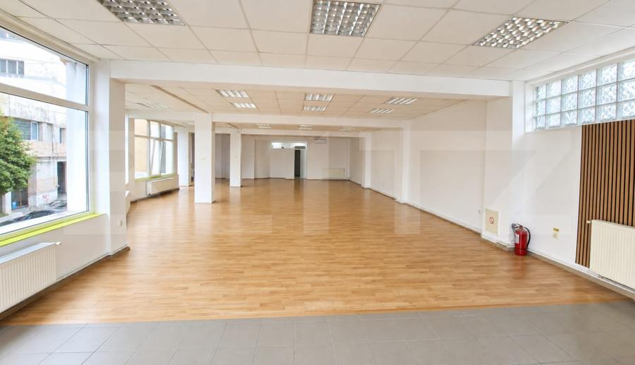 Spatiu comercial, birouri, 190 mp, open-space, zona Centrala