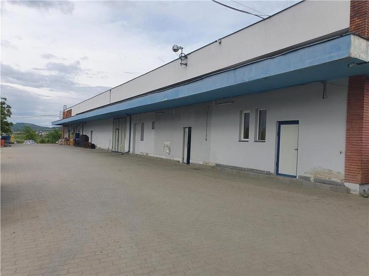 Hala depozitare/productie 214mp,birouri 150mp,cu acces tir in zona Ind.Est