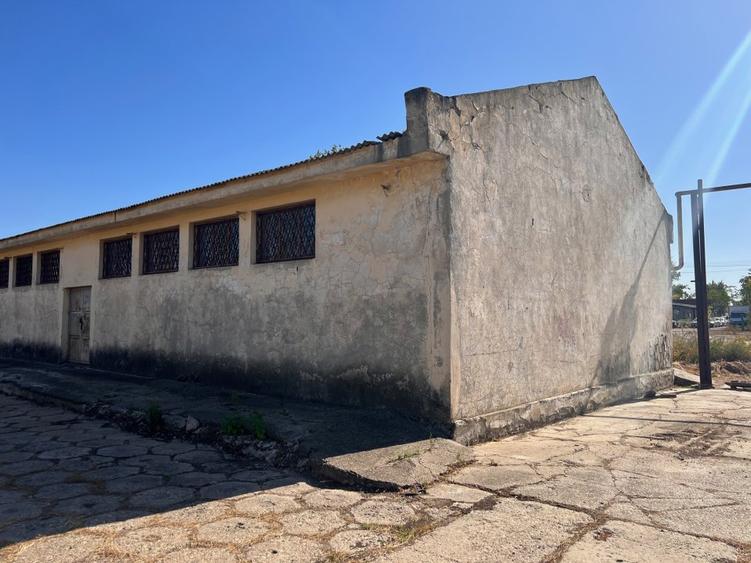 Vand teren si cladiri - Calea Prutului