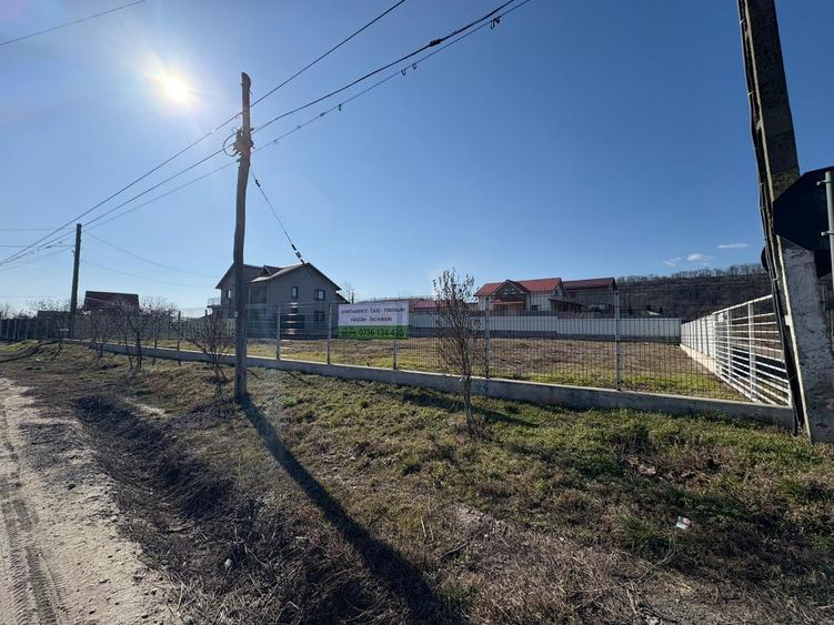 Teren de vânzare în Odobești – 1000 mp