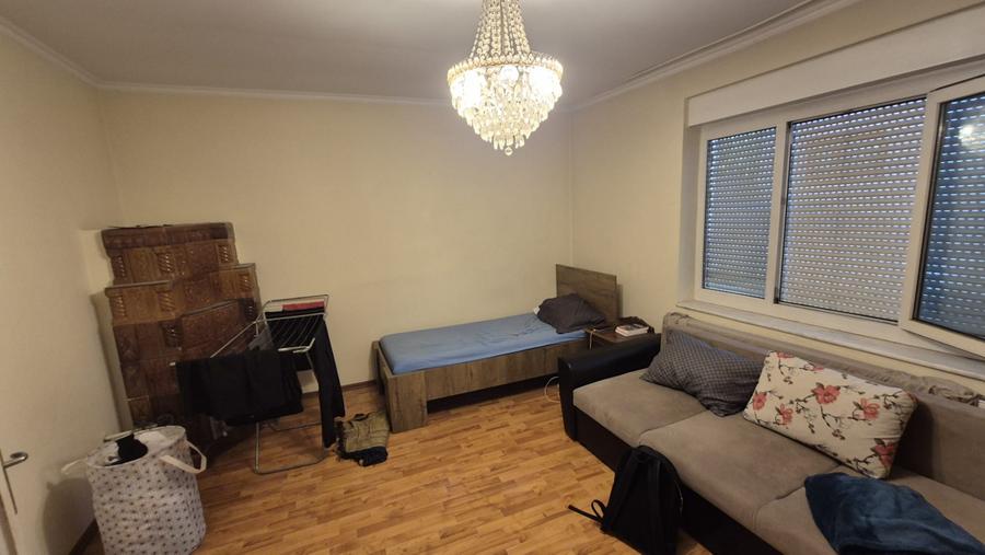 Apartament tip studio cu 1 camera, spatios, 45 mp utili, UMF, Hasdeu!