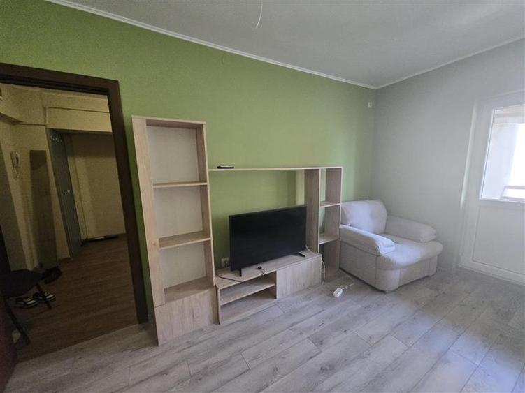 Inchiriere apartament  2 camere zona ultracentrala