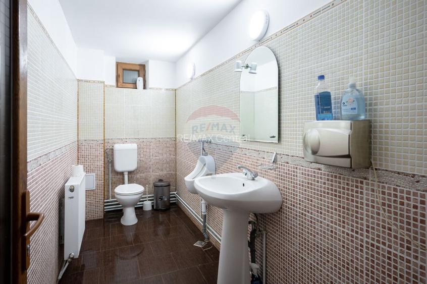 Cabană turistică, 12 camere cu restaurant, bucătărie + sală evenimente - 43