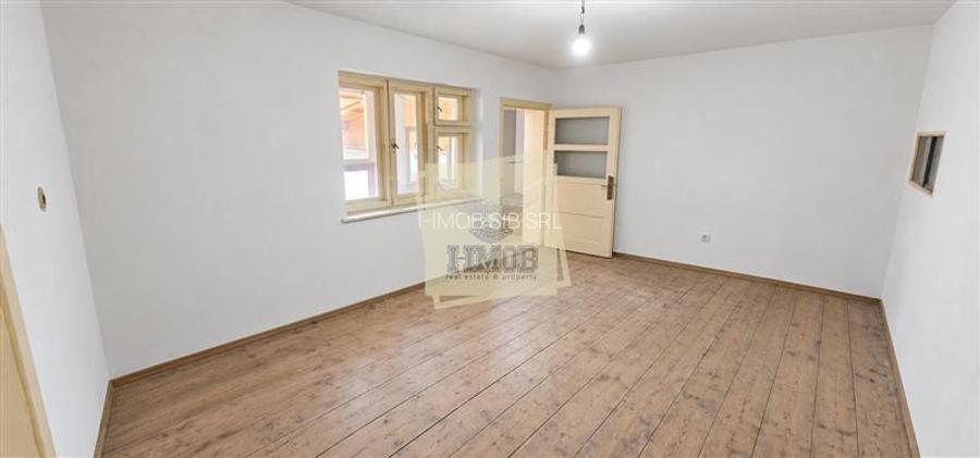 Casa saseasca cu potential remarcabil in Cisnadioara - 15