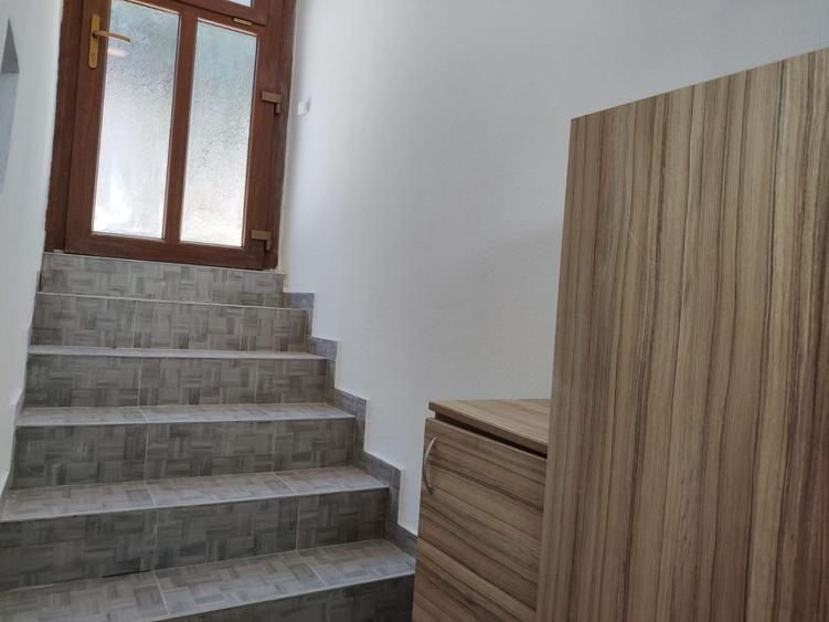 Apartament 2 camere la demisol 43 mp - Hasdeu / Central
