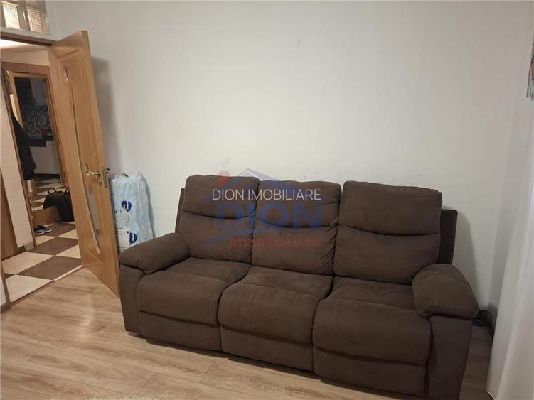 Decebal Turquoise  -  apartament 2 camere deosebit, cu parcare - 9