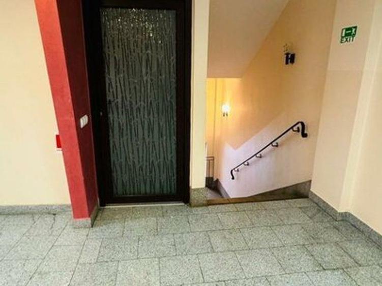 Spatiu comercial de inchiriat, vad , vitina 2 front Vlaicu Arad