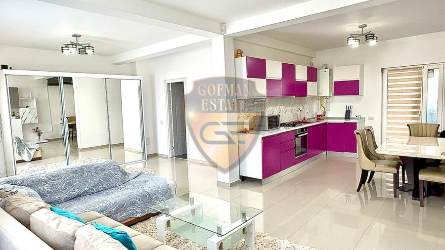 Casa 4 camere, Mamaia Nord, P+1, 107 mp utili, balcon, terasa, gaze, 2 bai
