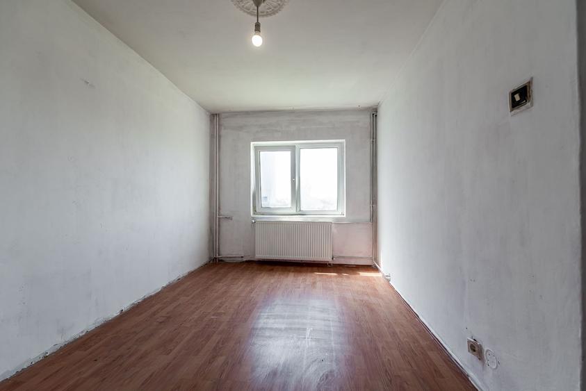 Apartament 3 camere în Vlaicu (zona Agora Mall) – etaj 2/4