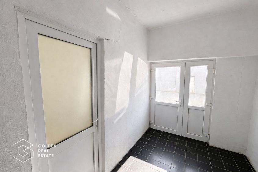 Hala 300mp, 3 camere, parter, pretabil destinatii multiple, zona Aeroport