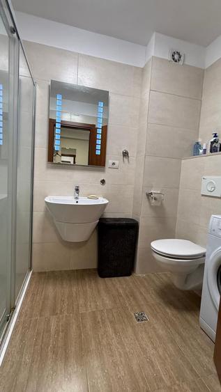 Apartament 2 camere 1 Decembrie 1918 / Loc de parcare