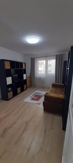 Brancoveanu-Lamotesti, 2 camere de inchiriat, 6/10, decomandat, mobilat/utilat