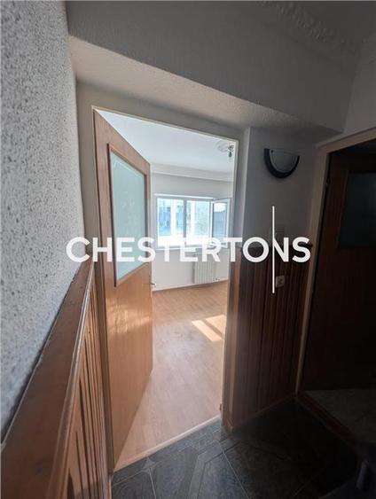 Duplex 5 camere cu intrari separate la mare Mangalia Saturn