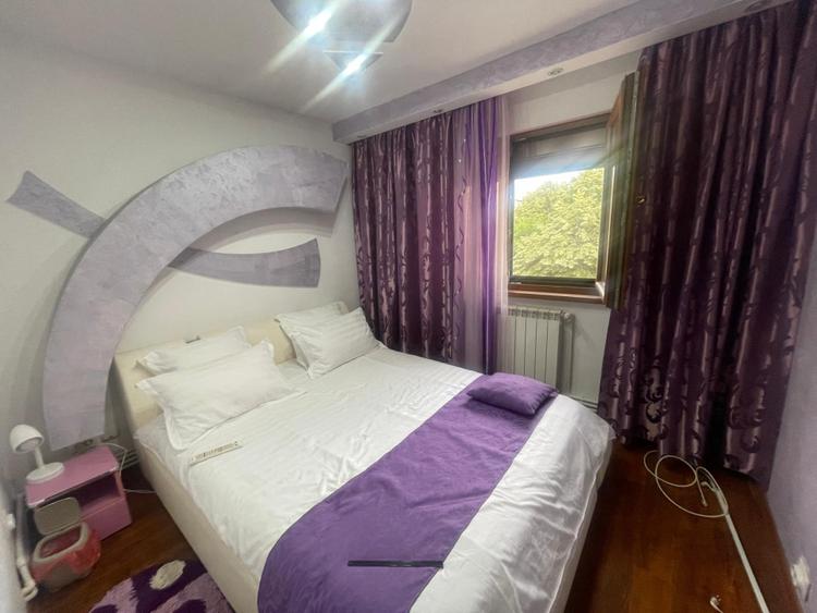 Apartament cu 3 camere, 56 mp, decomandat, et 3, zona Craiovita Noua
