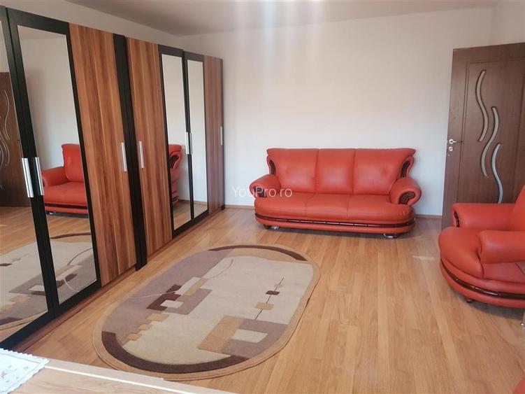 Decomandat Spatios cu Centrala zona Vladeasa - 11