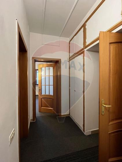 Apartament / Birou, 4 camere, Floreasca - Dorobanti, 163 mp + curte