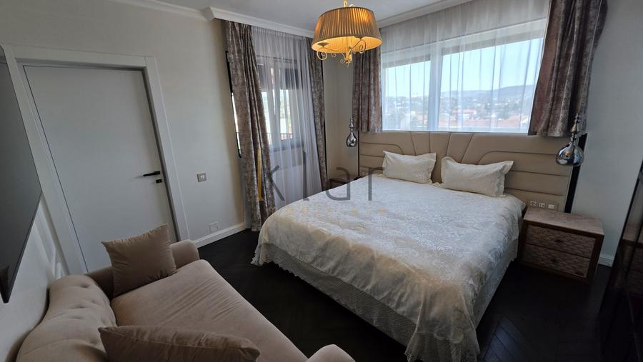 Apartament 3 camere LUX 76mp,balcon,parcare,Centru, zona NTT