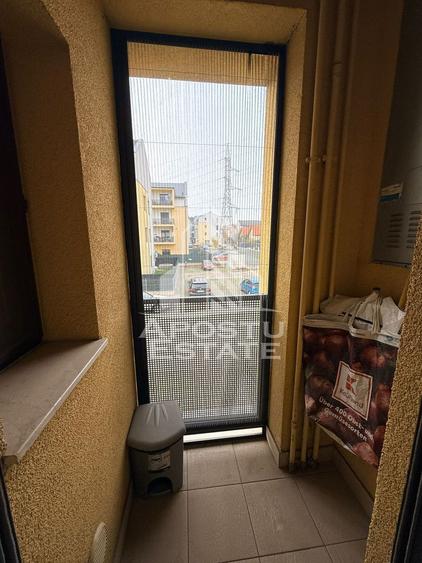 Apartament 3 camere de inchiriat, centrala proprie, Dumbravita