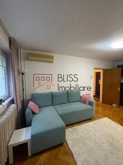 Apartament cu 2 camere și balcon cu vedere la parc