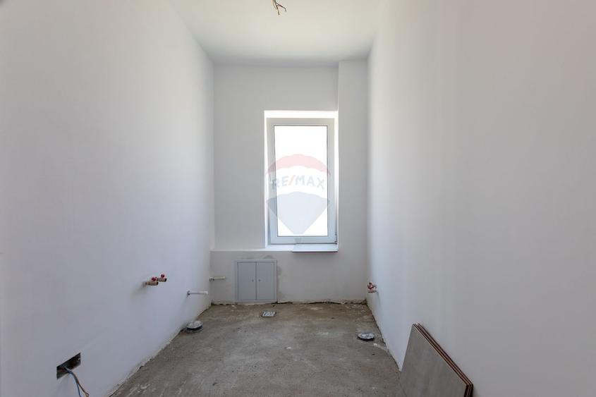 Spatiu comercial 58 mp utili de inchiriat, zona Calea Barladului