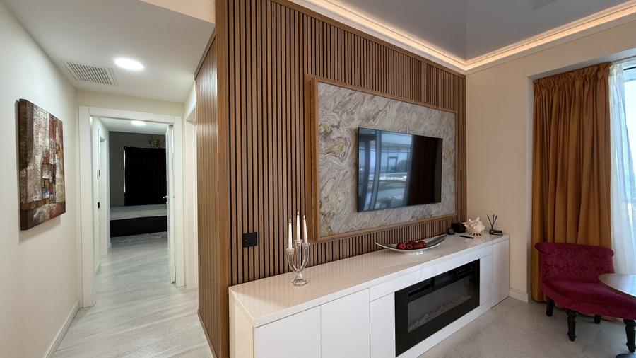 Apartament cu 3 camere direct in prima linie la mare White Sea