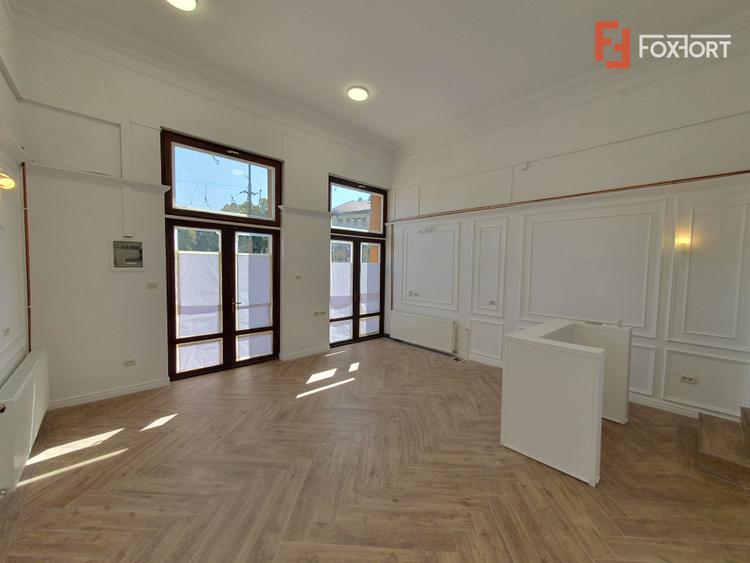 Spatiu comercial de inchiriat, 42 mp, in Piata Mocioni