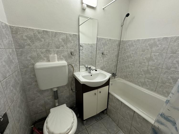 OKAZIE ! Garsoniera Spatioasa Mobilata Utilata CETATE M-uri Bulevard