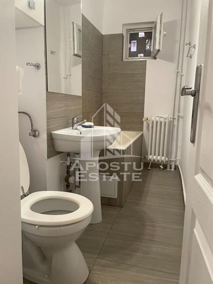 Apartament cu 2 camere de închiriat- zona Dacia