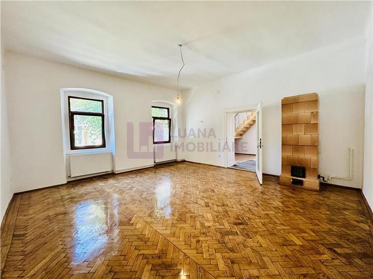 Apartament 2 camere de vanzare | Central | recent renovat | strada Crisanei