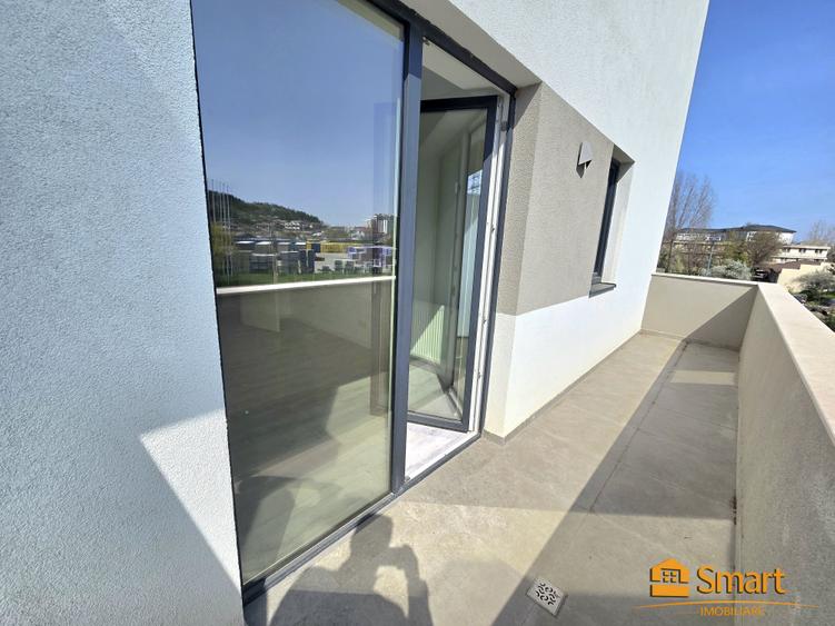 Ap 2 camere + parcare , bloc nou Intabulat , B-dul Poitiers