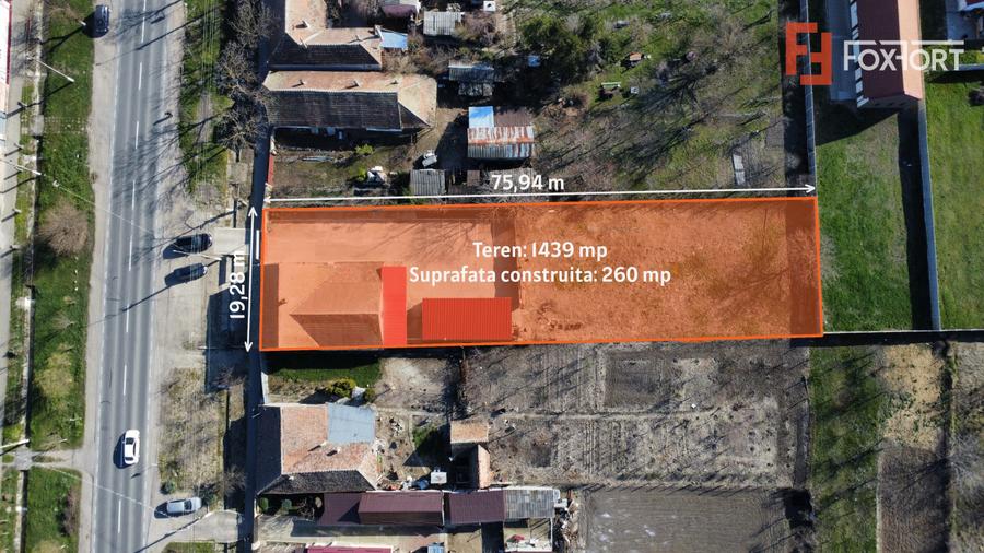 Spatiu comercial cu 4 incaperi de vanzare in Denta, zona Central