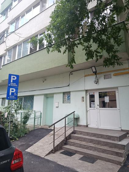 Apartament cu 3 camere de închiriat–Nicolae Titulescu stația de metrou