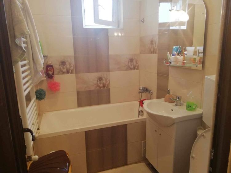 Vând apartament 2 camere