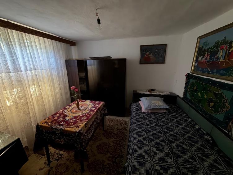 Casa cu teren la tara