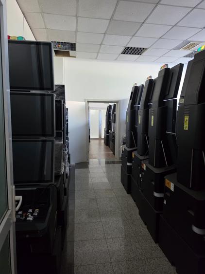 Spatiu de birouri-parter-350 mp