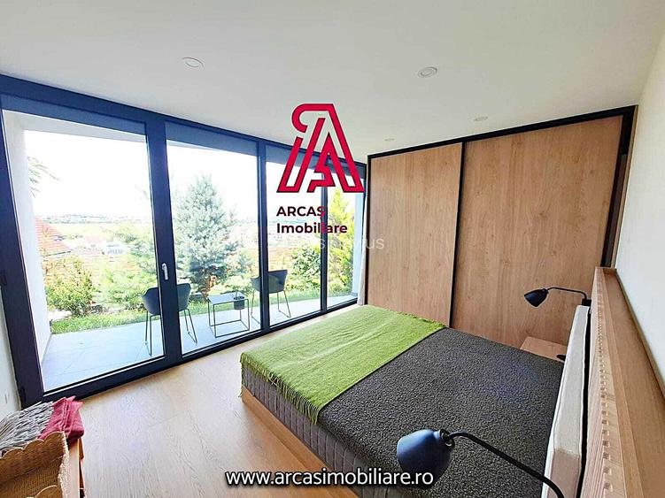 Refugiul Tau Exclusiv: Vila Moderna de Vanzare cu Panorama! - 9