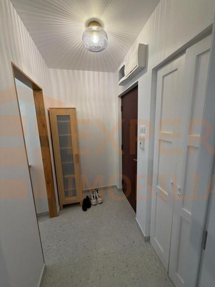 Apartament 2 camere de vanzare, termen lung, zona Tomis II