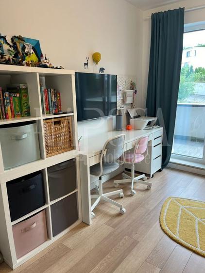 Apartament 3 camere de vanzare in Floresti
