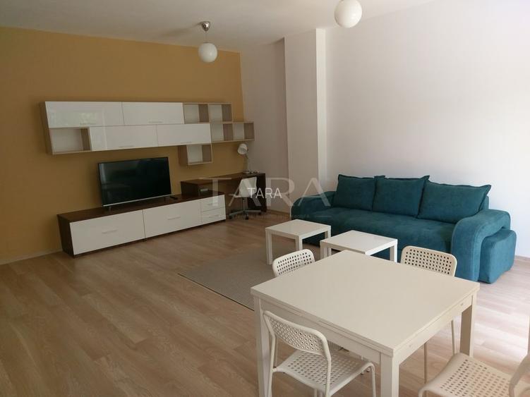 Apartament, curte privată, parcare subterană, zona Platinia.