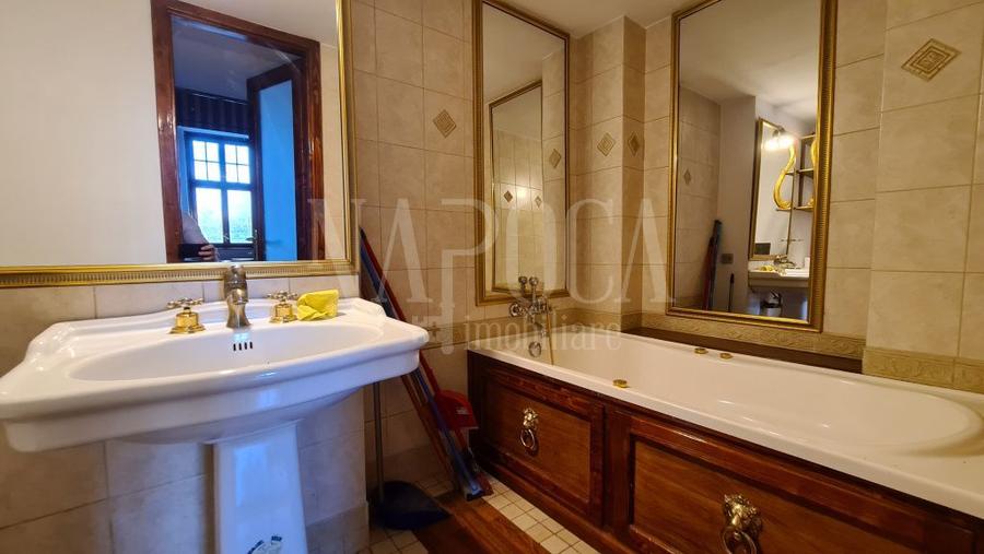 Apartament 4 camere de vanzare in Centru, Cluj Napoca